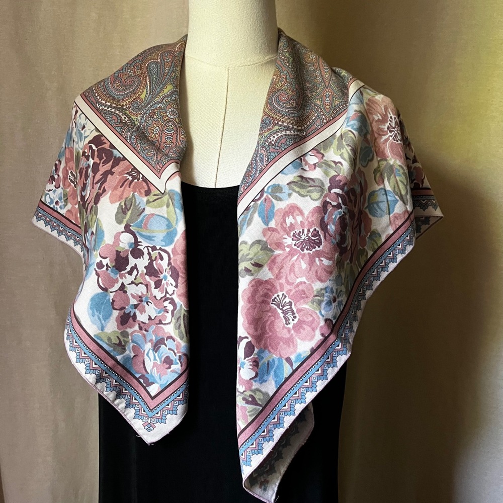 Vintage Floral Scarf Bundle Lot Vera Pastel Cottagecore Romantic 4 Pc - Picture 3 of 7
